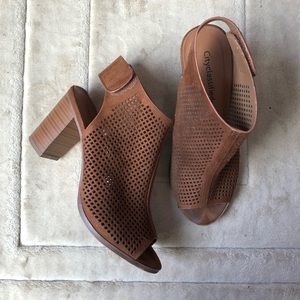 City Classified Women’s Roadway Peep Toe Heels